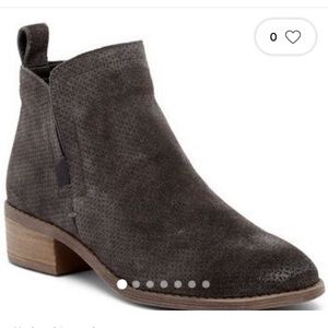 Dolce Vita Tivon perforated suede booty - gray